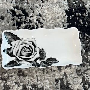 Stencil by Coastline Imports Elegant Black and White Rose Platter